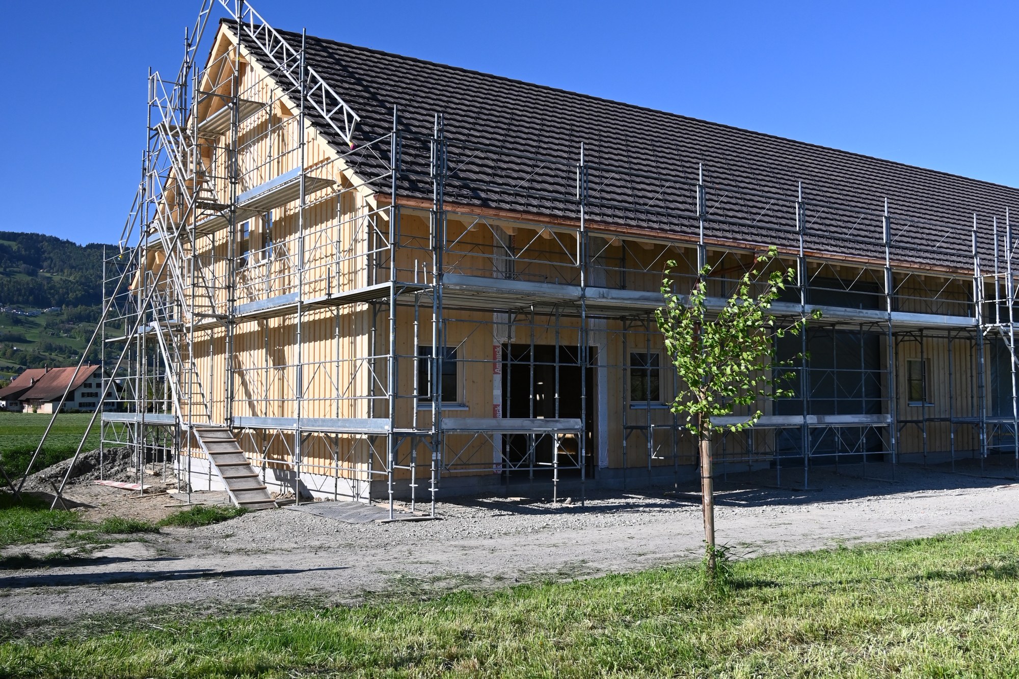 Wiederaufbau Trattstall